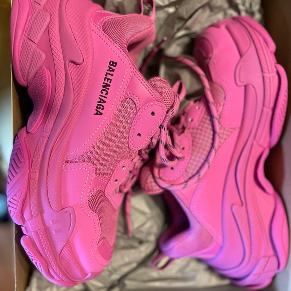 Balenciaga
Triple S sneakers
Womens - Picture 3 of 5